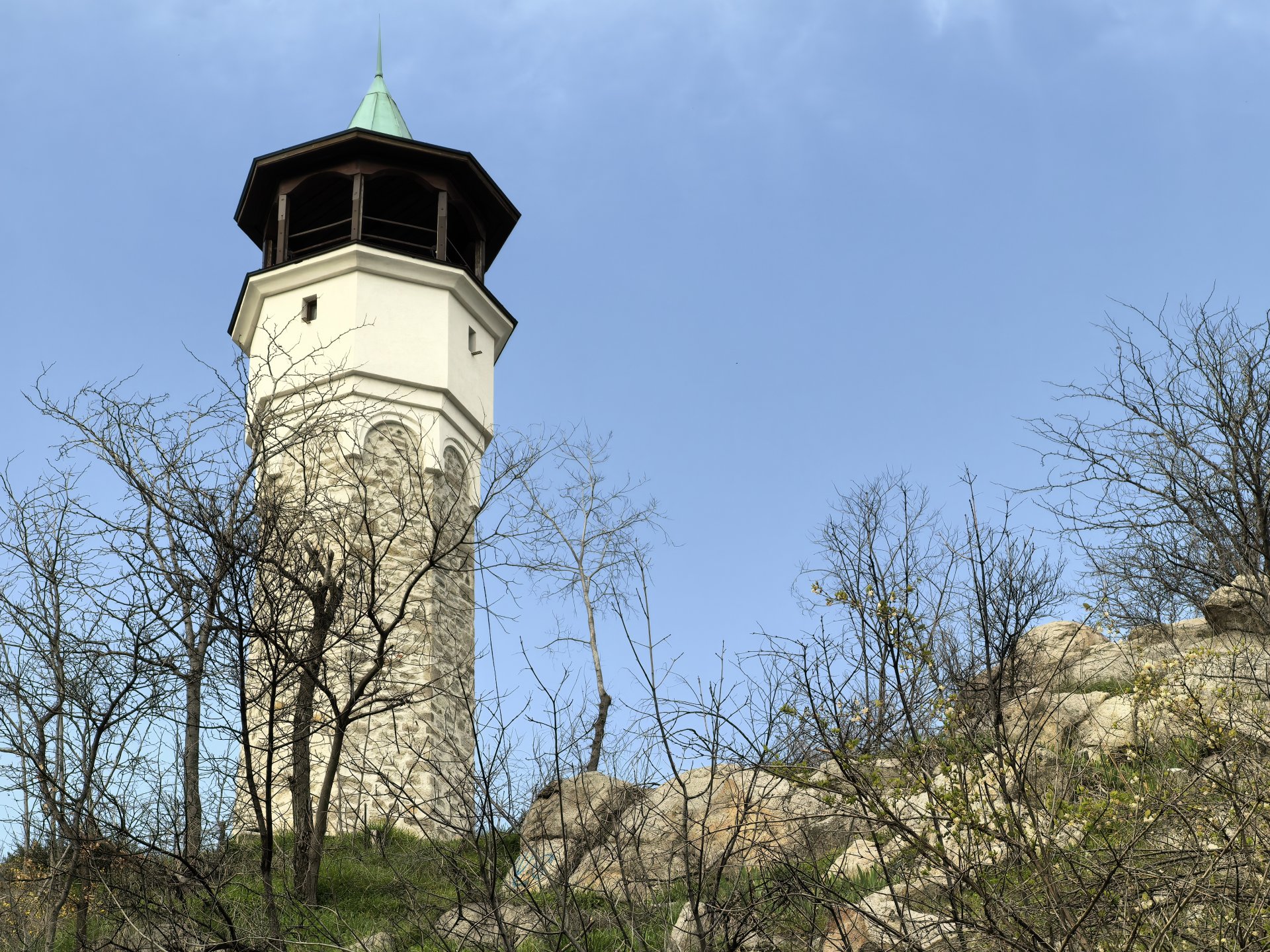 Снимка с 5х зуум на Пловдив с Huawei nova 14 Pro