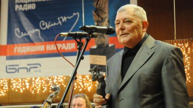 Отиде си писателят Любомир Пеевски