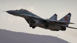 Тътен от изтребител стресна Пловдив, от ВВС обясниха, че е учение със свръхзвукова скорост