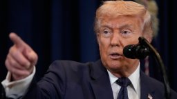 Тръмп обеща войната да приключи скоро, Израел не вижда край