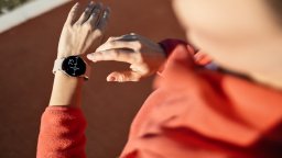 Март е време за движение - и за нов смартчасовник