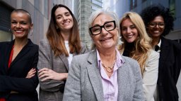 Силата да бъдеш независима и уроците по смелост от 3 континента