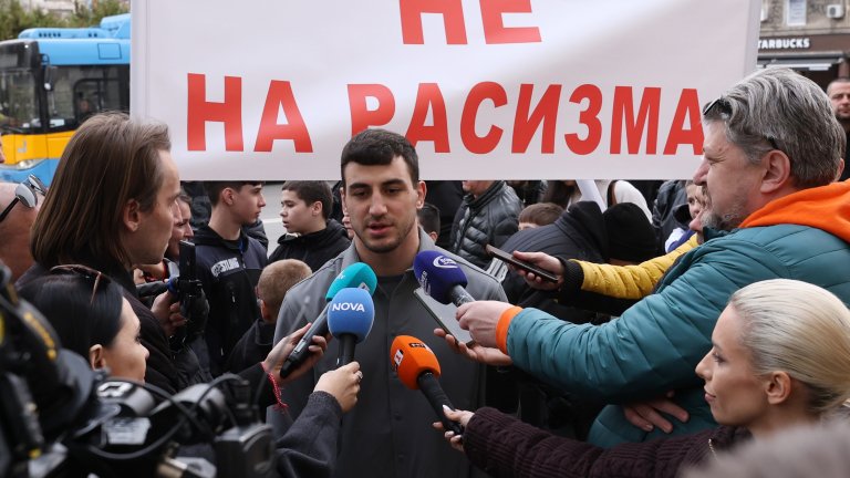 Среща между борците на ЦСКА и федерацията. Окончателно помирение няма