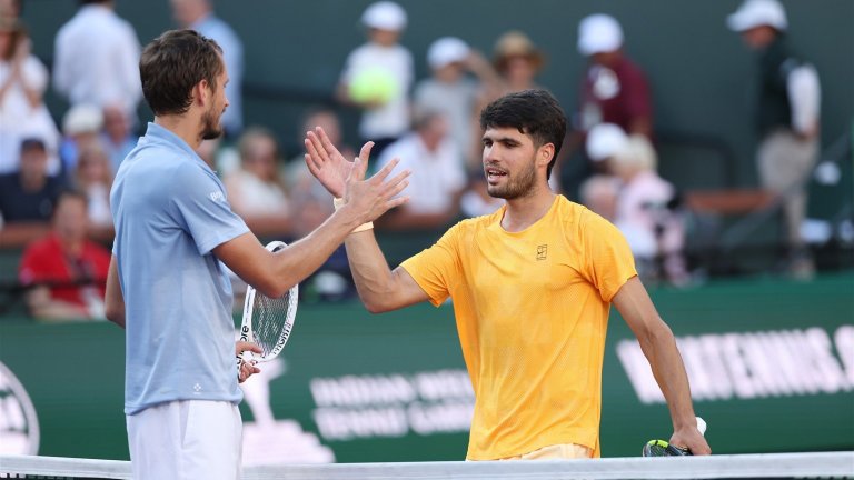 Солиден Медведев спря серията на Алкарас и ще играе за трофея в Индиън Уелс