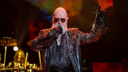 Спряха временно концерта на Judas Priest заради бурята в София