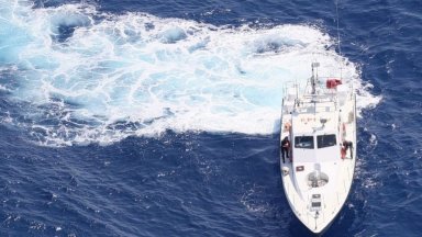Плавателен съд на "Фронтекс" потъна край гръцкия остров Кастелоризо