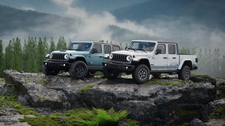 Jeep облече в дънки интериора на Wrangler и Gladiator Rockslide