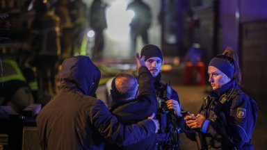 Двама души бяха застреляни в бистро близо до летището на Франкфурт