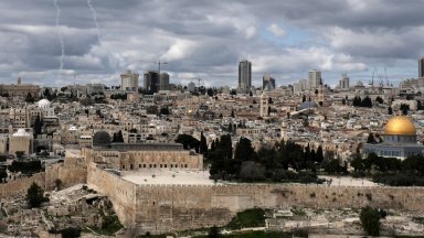 Експлозии избухнаха в Йерусалим, Техеран обяви атака до офиса на Нетаняху