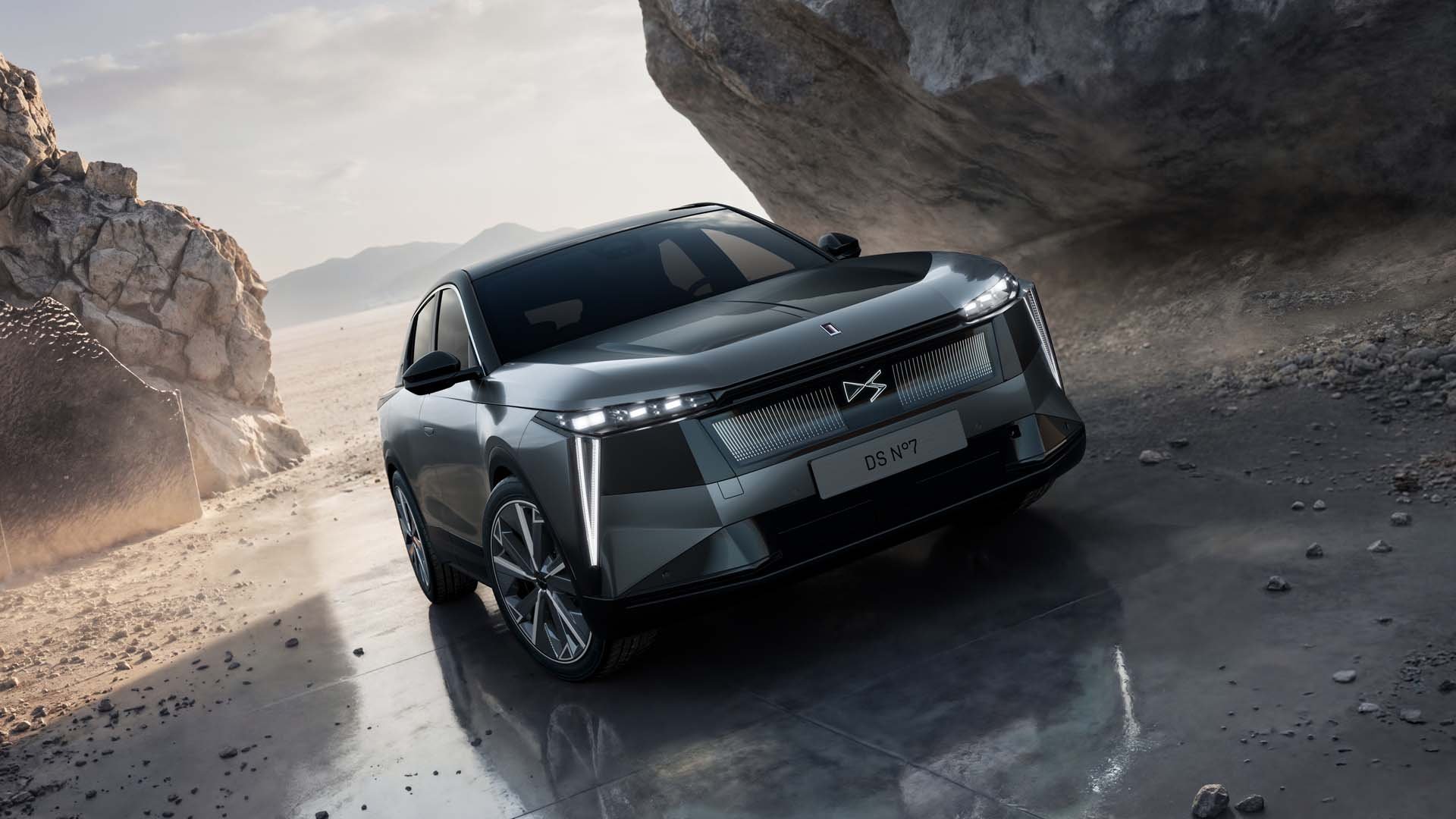 Това е новият френски първокласен SUV от DS Automobiles (снимки и видео)