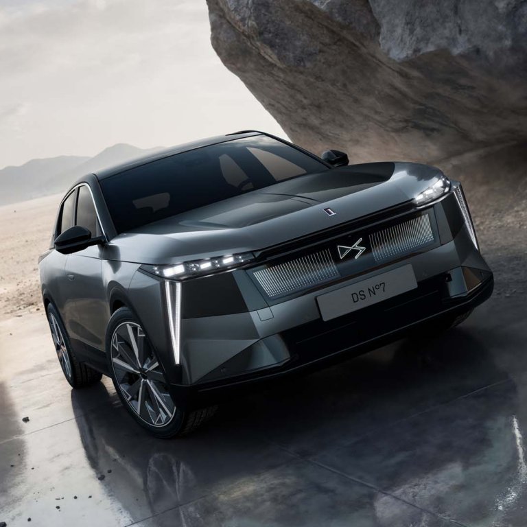 Това е новият френски първокласен SUV от DS Automobiles (снимки и видео)