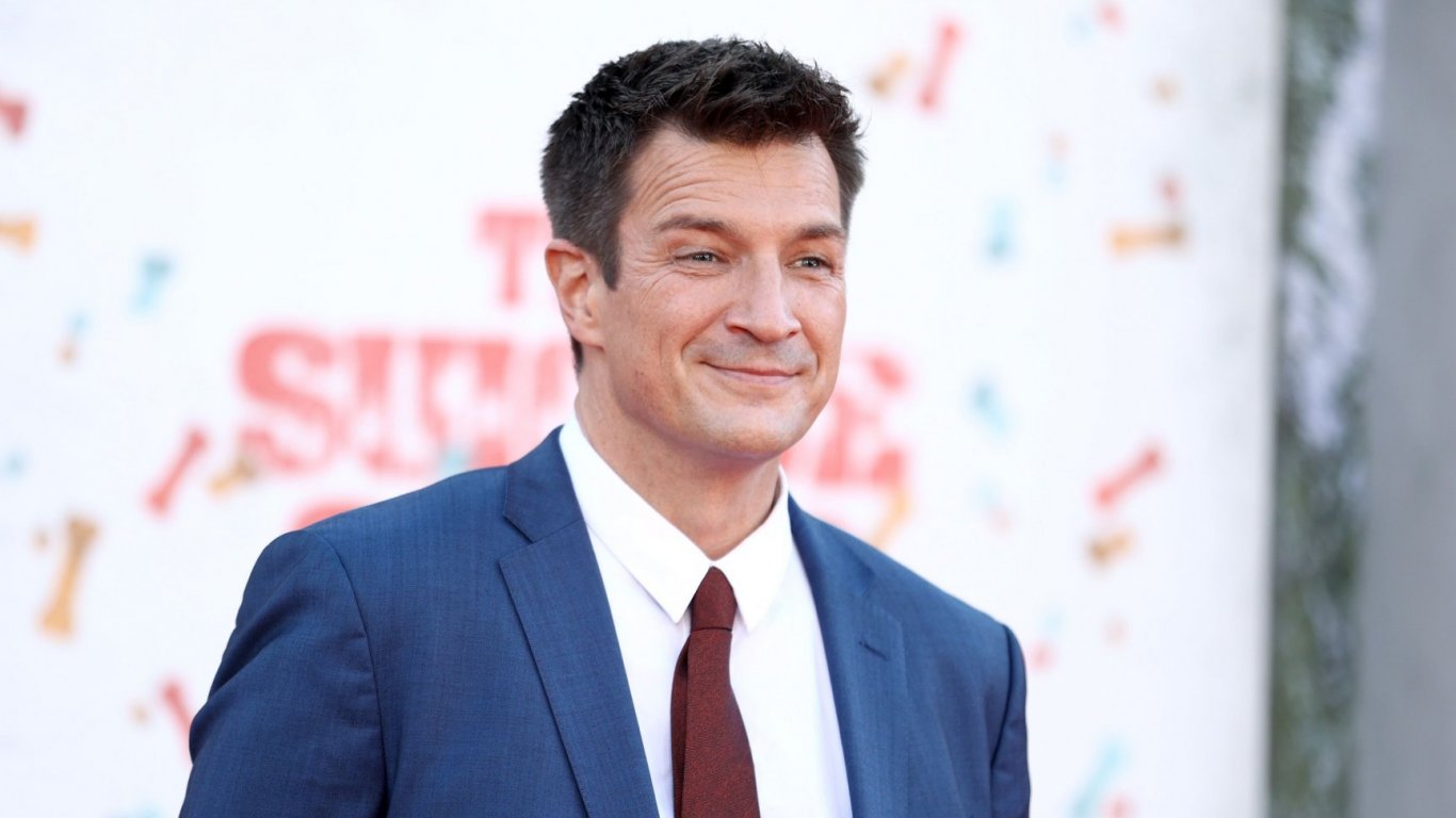Звездата от "Светулка" Нейтън Филиън планира нова анимационна версия на култовия научнофантастичен сериал