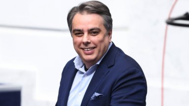 Василев: Министрите са избрани от Гюров, назначени от Йотова, ПП няма никакво отношение