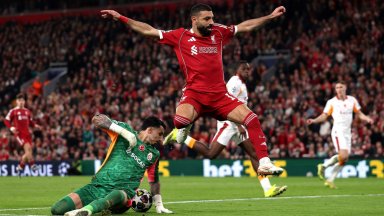 Ливърпул най-после показа мощ - Галатасарай се отърва само с 0:4 на "Анфийлд"