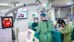 Клиниката по неврохирургия в УМБАЛ "Света Марина" има нов операционен микроскоп