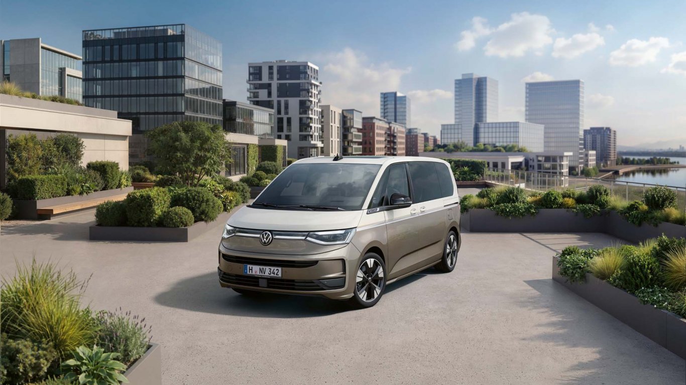 Volkswagen разкри първото изображение на новия Multivan