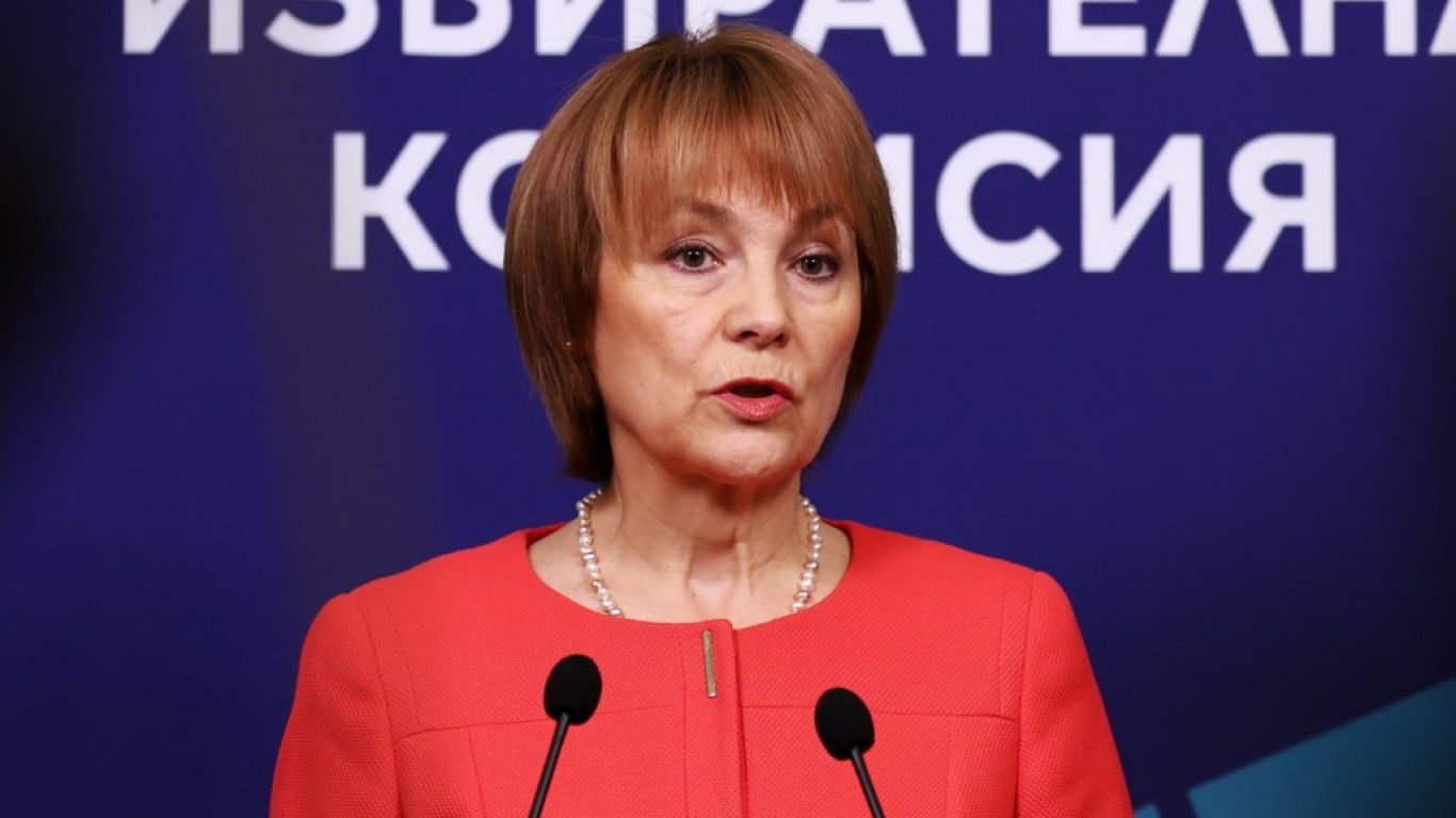 2/3 от кандидатите за депутати са мъже, за едно място в НС ще се борят 20 души