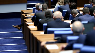 Депутатите приеха окончателно закона за лобизма и осигуриха 437 млн. евро по ПВУ