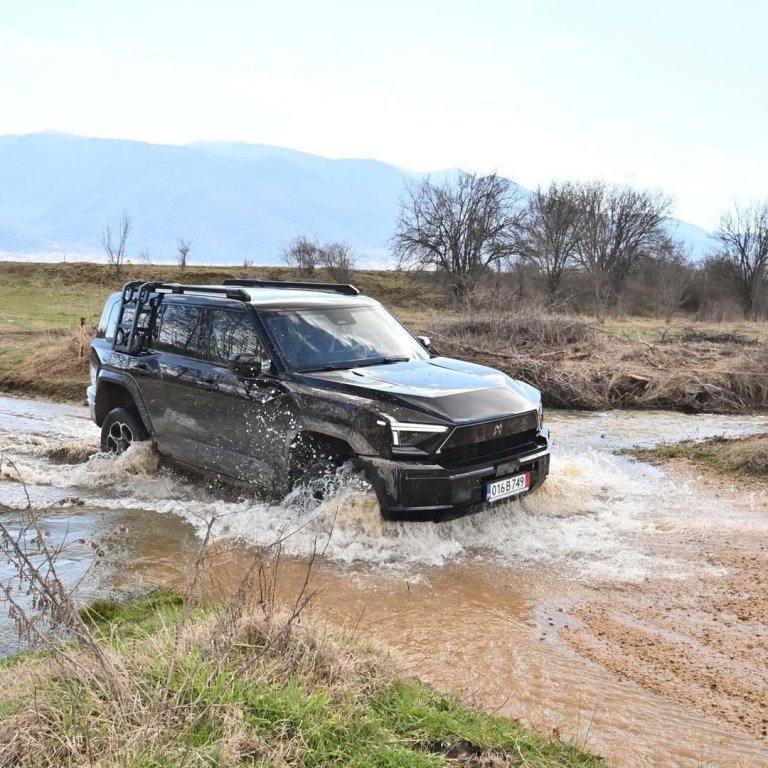 Китайският всъдеход M-HERO II 817 дебютира в България с офроуд тест (снимки и видео)
