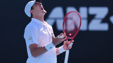 Ветеранът Чилич и енигмата Циципас преминаха първите препятствия във Флорида (Резултати)