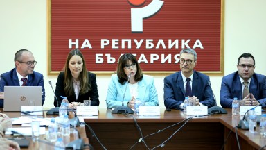 Над 6500 жалби в КЕВР за високи сметки за ток, омбудсманът свика среща за причините