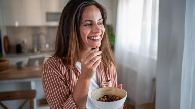 9 изненадващи храни, които ускоряват метаболизма и вероятно вече са в кухнята ви