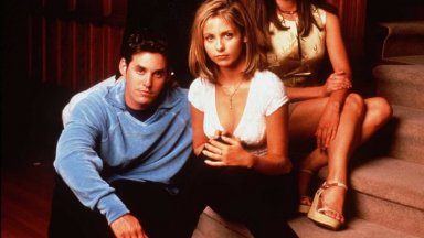 Никълъс Брендън от "Бъфи, убийцата на вампири" почина в съня си само на 54 г.