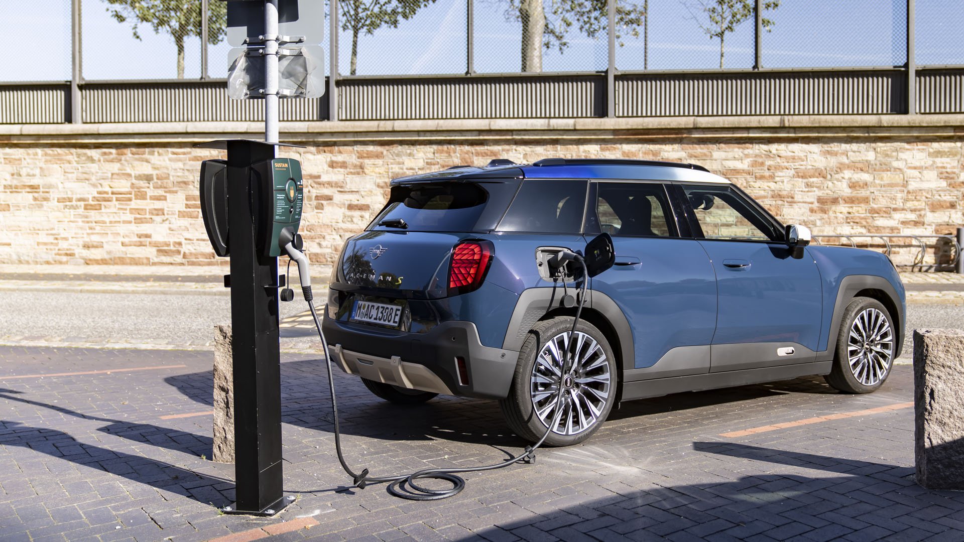MINI Aceman SE