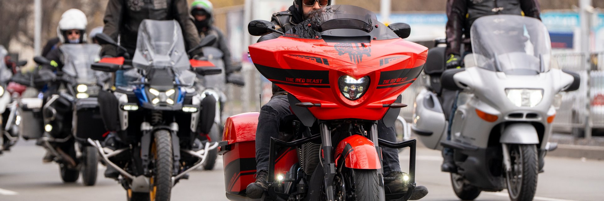 Водосвет, молитва и рев на мотори: Откриха мотосезона (снимки)