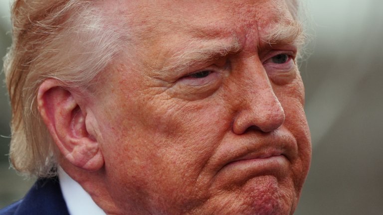 Тръмп заяви, че утре ще разположи агенти на ICE на летищата в САЩ