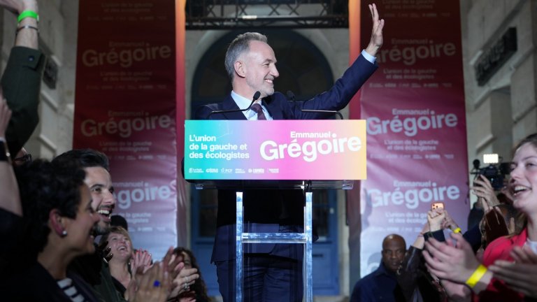 Социалистът Еманюел Грегоар е новият кмет на "прогресивен" Париж (снимки/видео)