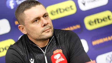 Селекционерът Димитров: Чета подигравки за Соломоновите острови, но вече всички играят футбол