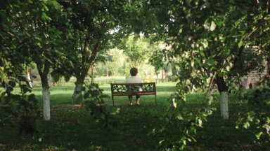 "Няма как да си кажем сбогом" показва сблъсъкът на личната история и институциите