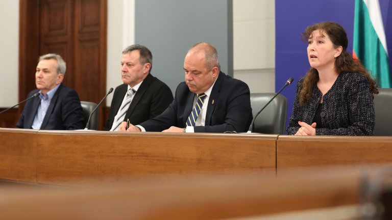 44 000 са вече заявления за гласуване в чужбина, 30 души са арестувани за изборни нарушения