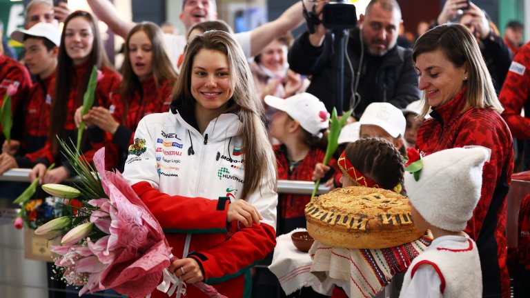 Троян награди олимпийската медалистка Лора Христова с 5000 евро