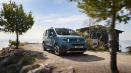 Citroen Berlingo MPV комбинира дизелов двигател, 7 места и данъчен кредит