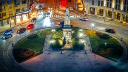 Паметникът на Васил Левски в София има ново и модерно художествено осветление