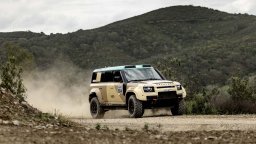 Defender Dakar D7X-R спечели победата в класа си в рали-рейд Португалия