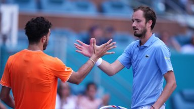 Аржентинец шокира Медведев в Маями и го качи рано-рано на самолета