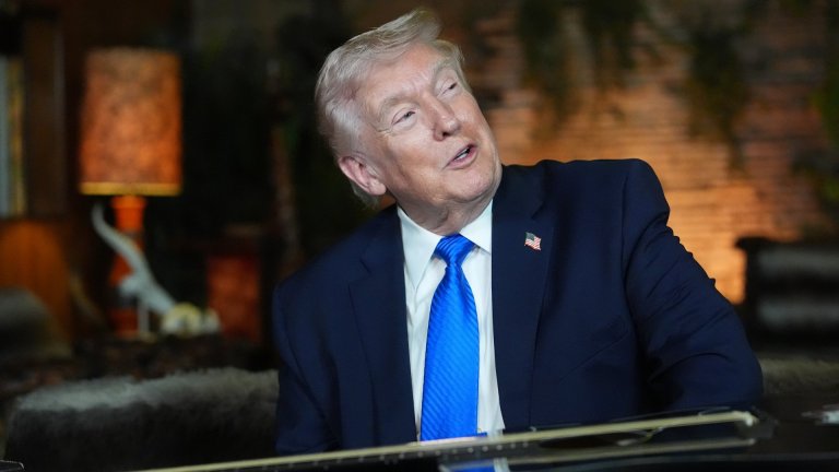 Тръмп: САЩ може "да вземат петрола на Иран"