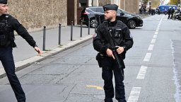 Претърсиха банка "Ротшилд" в Париж при разследване по досиетата "Епстийн"