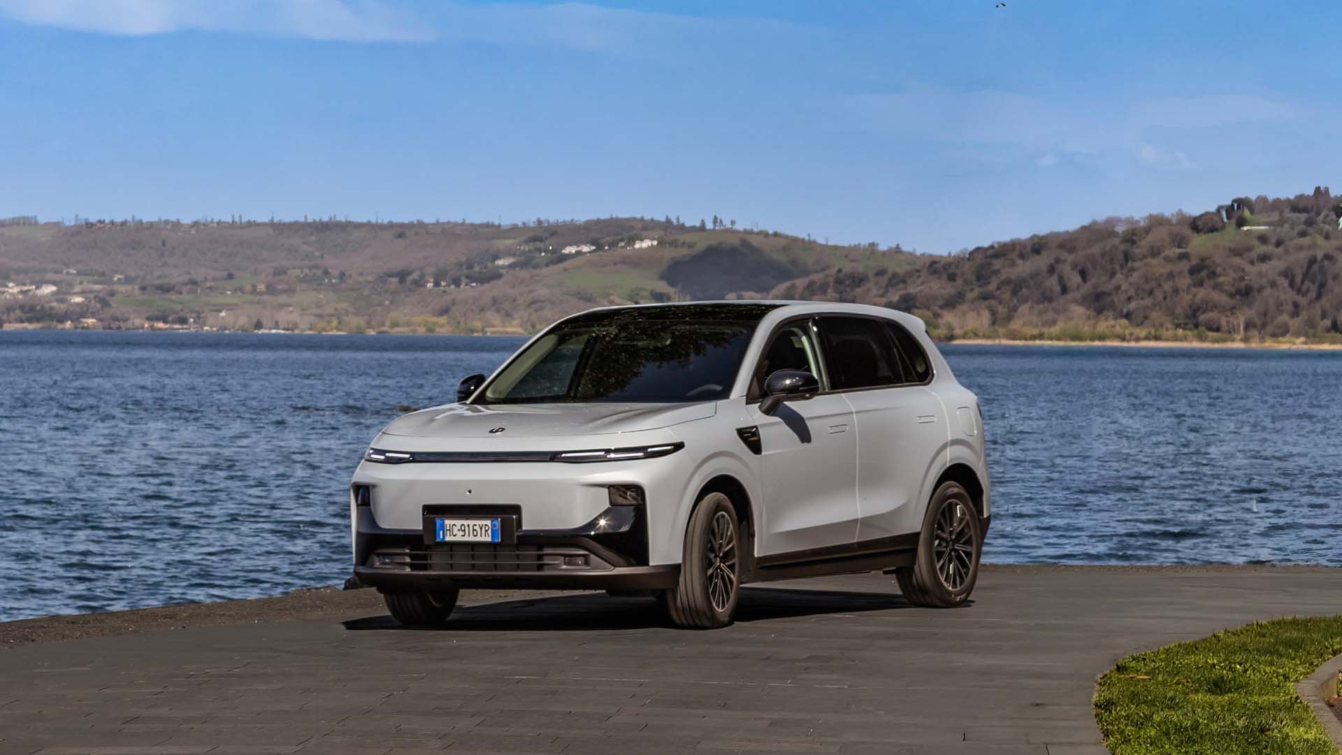 Китайци направиха нов тип хибрид с пробег до 900 км