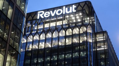 "Револют" с рекордна печалба от $2,2 милиарда през 2025 г.
