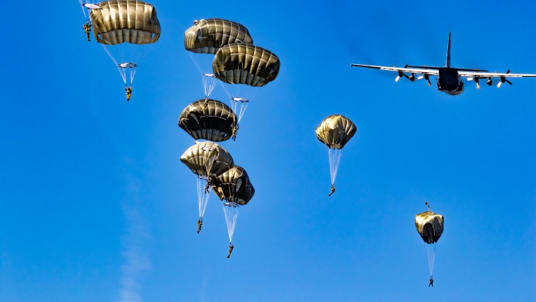 САЩ подготвят изпращането на 3000 елитни десантчици в Близкия изток