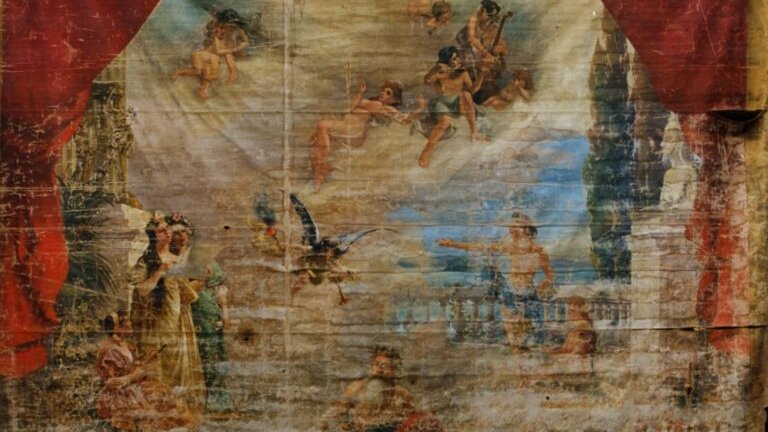 Уникалната сценична завеса на Народно читалище "Добри Войников – 1856" ще бъде представена на 27 март в Шумен