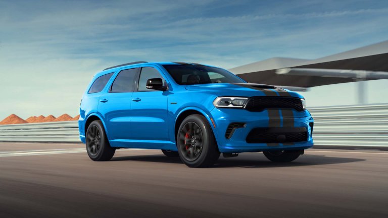 Dodge Durango R/T се завърна с по-мощен 6,4-литров двигател V8 Hemi
