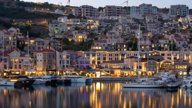 Черна гора: Перфектната лятна дестинация между море, планини и звездно очарование