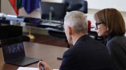Христо Грозев ще изобличава хибридни заплахи за вота по покана на Нейнски и Гюров