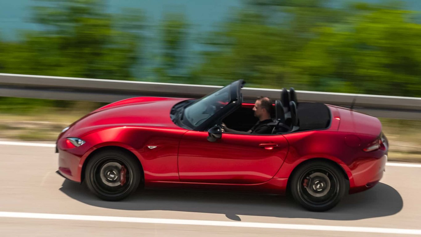 Mazda ще ограничи теглото на следващата MX-5 до един тон