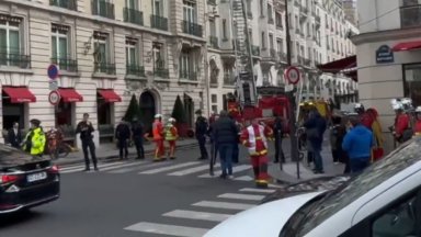 Пожар в луксозен хотел в Париж до Елисейския дворец, в който отсядат световни лидери